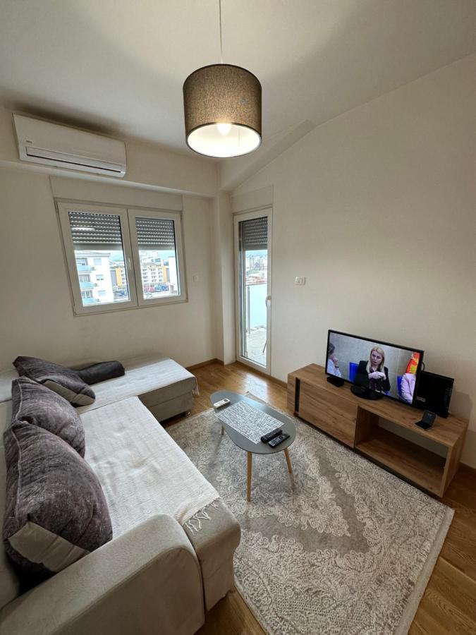 Irina Centre Apartment Подгорица Екстериор снимка